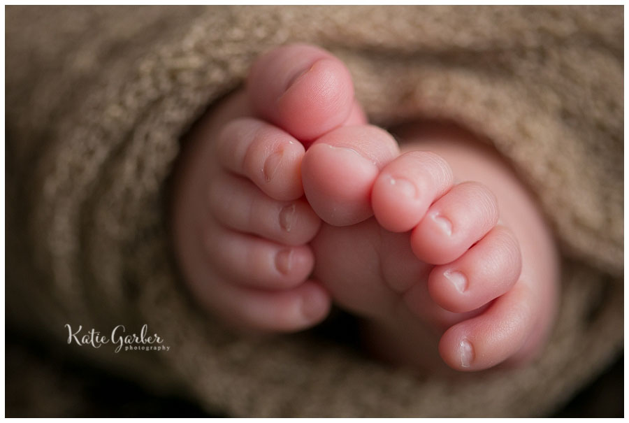 newborn toes macro detail